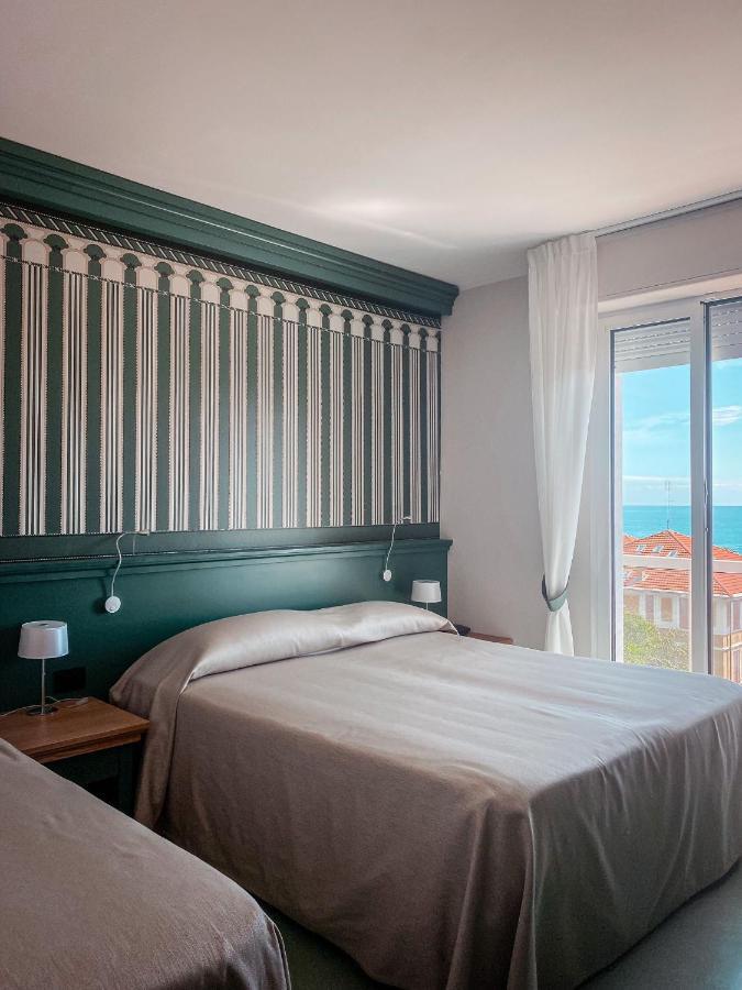 Mh Hotel Varazze Exterior photo