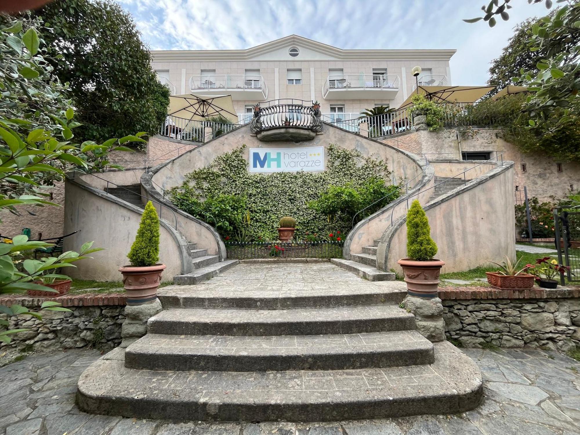 Mh Hotel Varazze Exterior photo